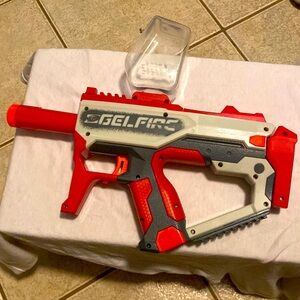 Nerf gel fire blaster barely used please buy comes with a 1lbs of gel ammo